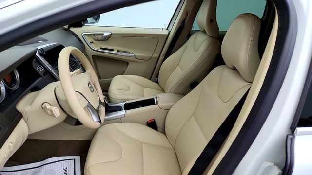 2013 Volvo XC60 AWD 4dr 3.0L Platinum w/ Climate Pkg & Blind Spot Information - 23060907 - 20