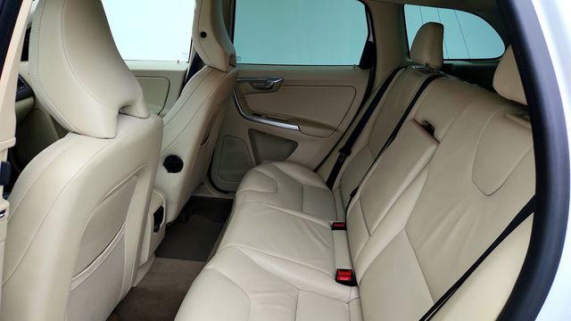 2013 Volvo XC60 AWD 4dr 3.0L Platinum w/ Climate Pkg & Blind Spot Information - 23060907 - 21