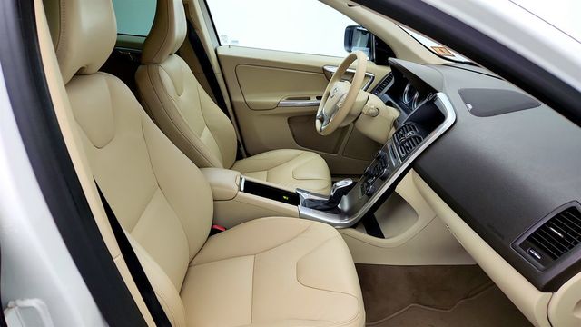 2013 Volvo XC60 AWD 4dr 3.0L Platinum w/ Climate Pkg & Blind Spot Information - 23060907 - 24