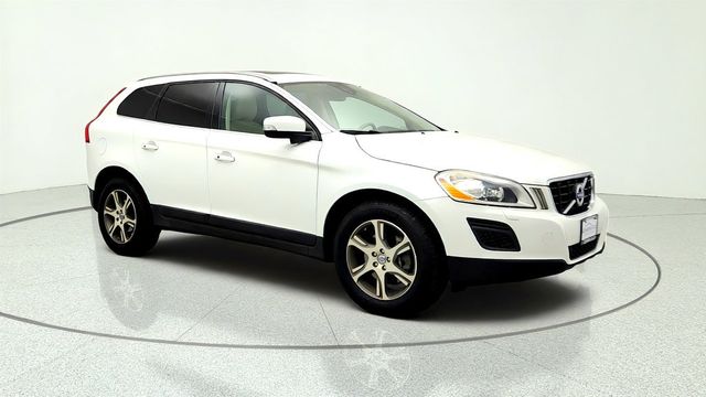 2013 Volvo XC60 AWD 4dr 3.0L Platinum w/ Climate Pkg & Blind Spot Information - 23060907 - 2