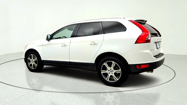 2013 Volvo XC60 AWD 4dr 3.0L Platinum w/ Climate Pkg & Blind Spot Information - 23060907 - 6
