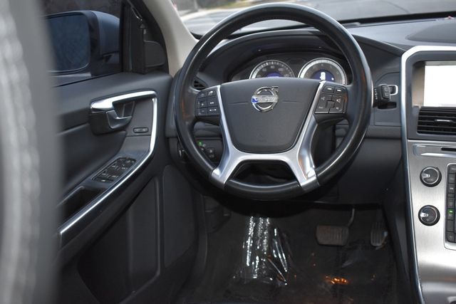 2013 Volvo XC60 AWD 4dr 3.2L Platinum - 22954125 - 16