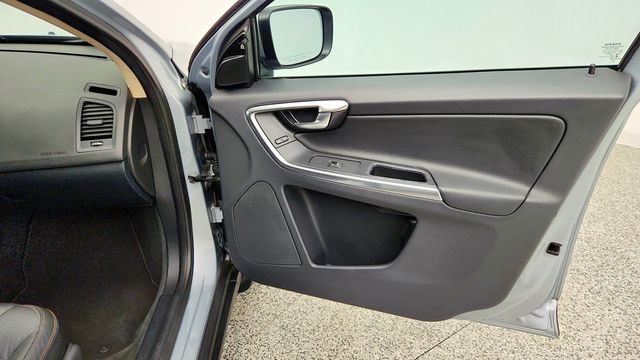 2013 Volvo XC60 AWD 4dr T6 - 23090324 - 26