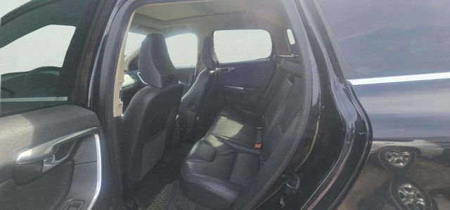 2013 Volvo XC60 T6 AWD 4dr SUV - 22994624 - 6