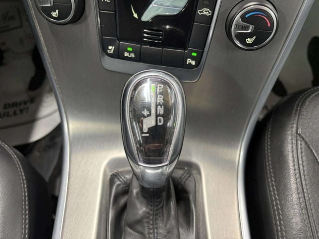 2013 Volvo XC60 T6 AWD 4dr SUV - 22952546 - 27