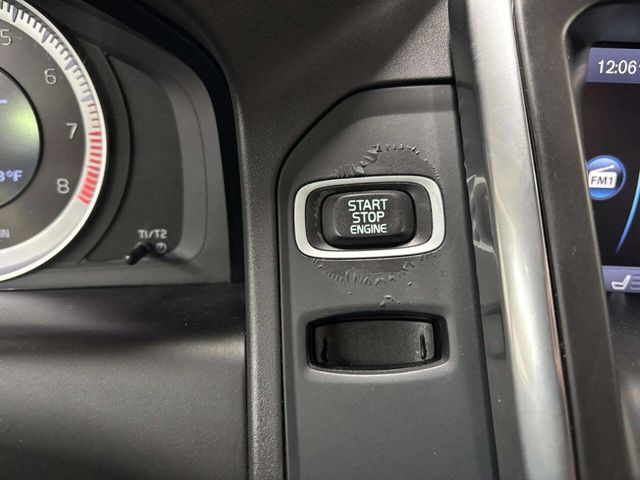 2013 Volvo XC60 T6 AWD 4dr SUV - 22952546 - 28