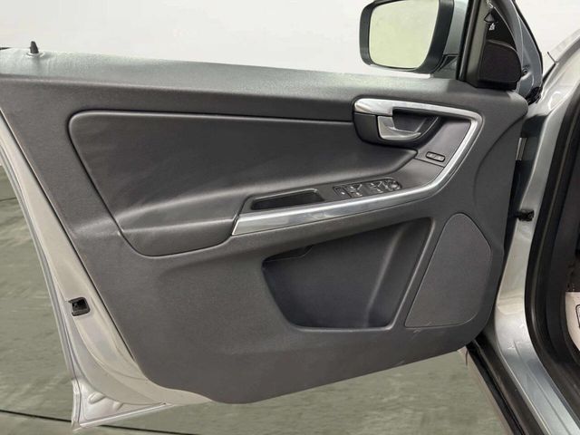 2013 Volvo XC60 T6 AWD 4dr SUV - 22952546 - 8