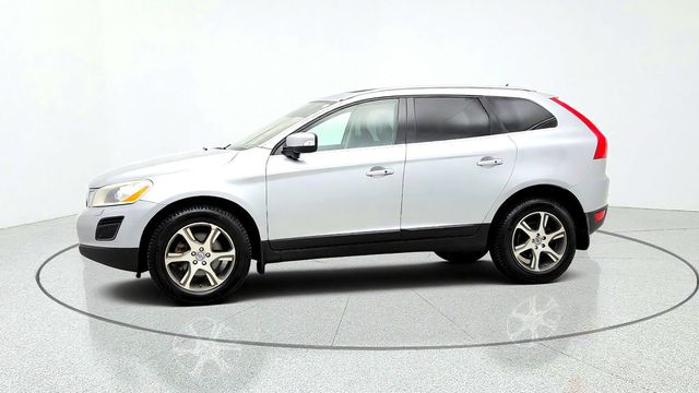 2013 Volvo XC60 T6 AWD Platinum w/ Climate Pkg, BLIS & Remote Start - 23090324 - 7