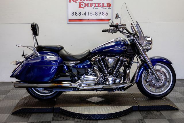 2013 Yamaha STRATOLINER S XV1900 NICE TOURING BAGGER! - 22973297 - 0