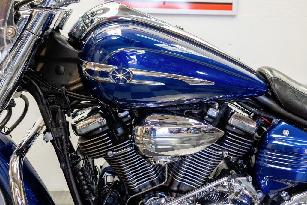 2013 Yamaha STRATOLINER S XV1900 NICE TOURING BAGGER! - 22973297 - 21