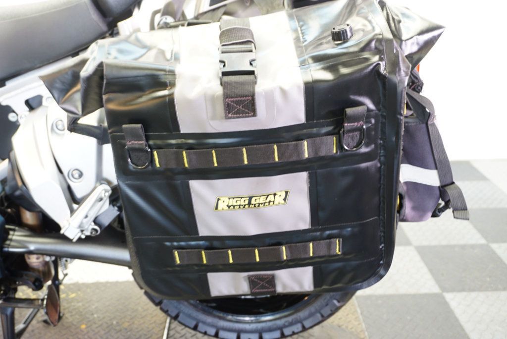 2013 Yamaha XT1200Z SUPER TENERE ADVENTURE BIKE!!! - 22882336 - 23