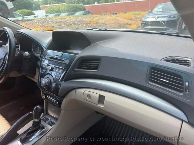 2014 Acura ILX 4dr Sedan 1.5L Hybrid Tech Pkg - 23063821 - 9