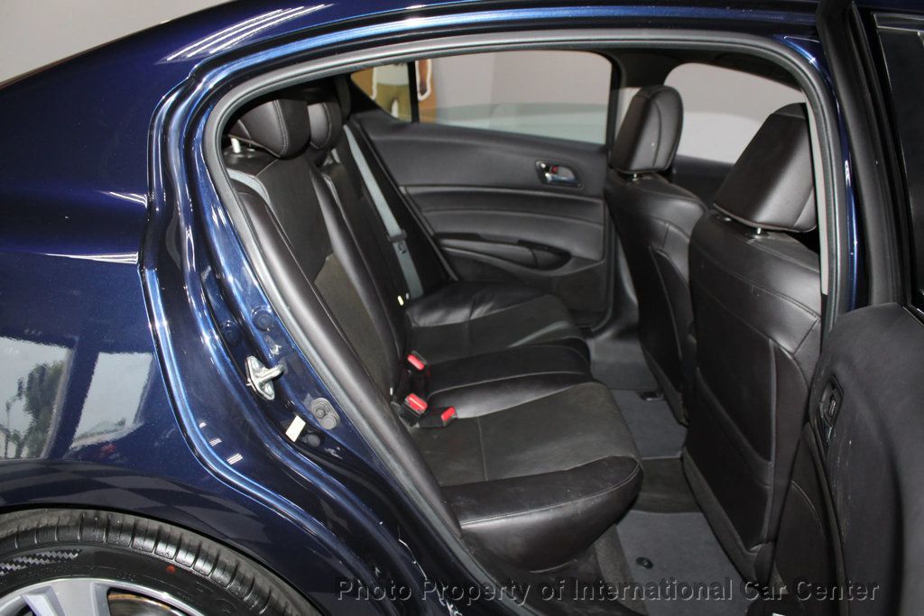 2014 Acura ILX 2.0L photo 23