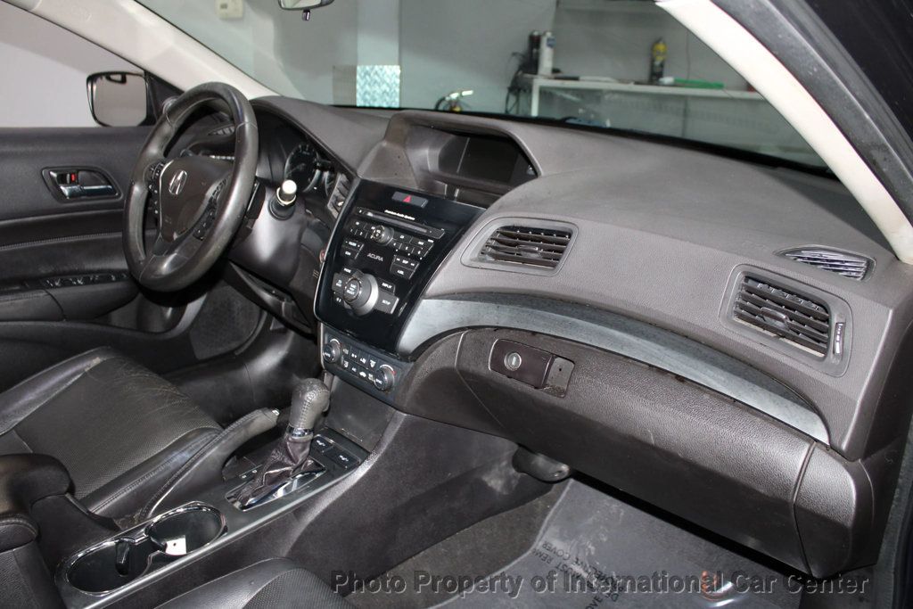 2014 Acura ILX 2.0L photo 28