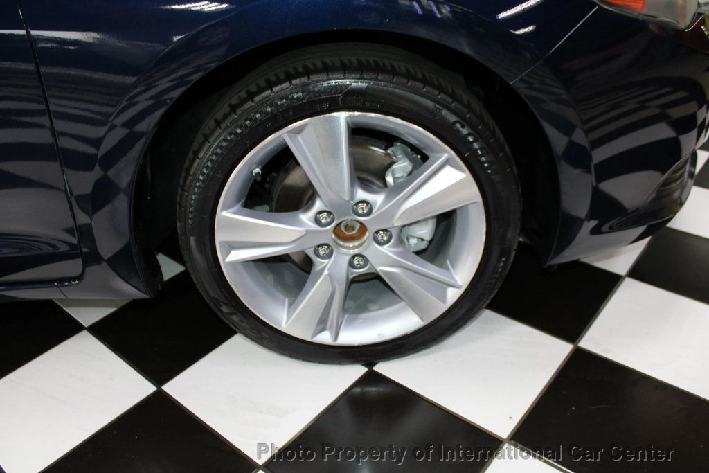 2014 Acura ILX 2.0L photo 35