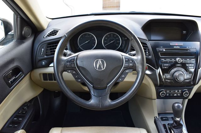 2014 Acura ILX 4dr Sedan 2.0L Tech Pkg - 22999670 - 22
