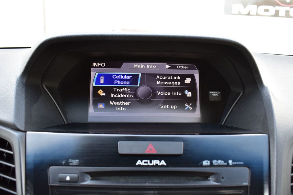 2014 Acura ILX 4dr Sedan 2.0L Tech Pkg - 22999670 - 30