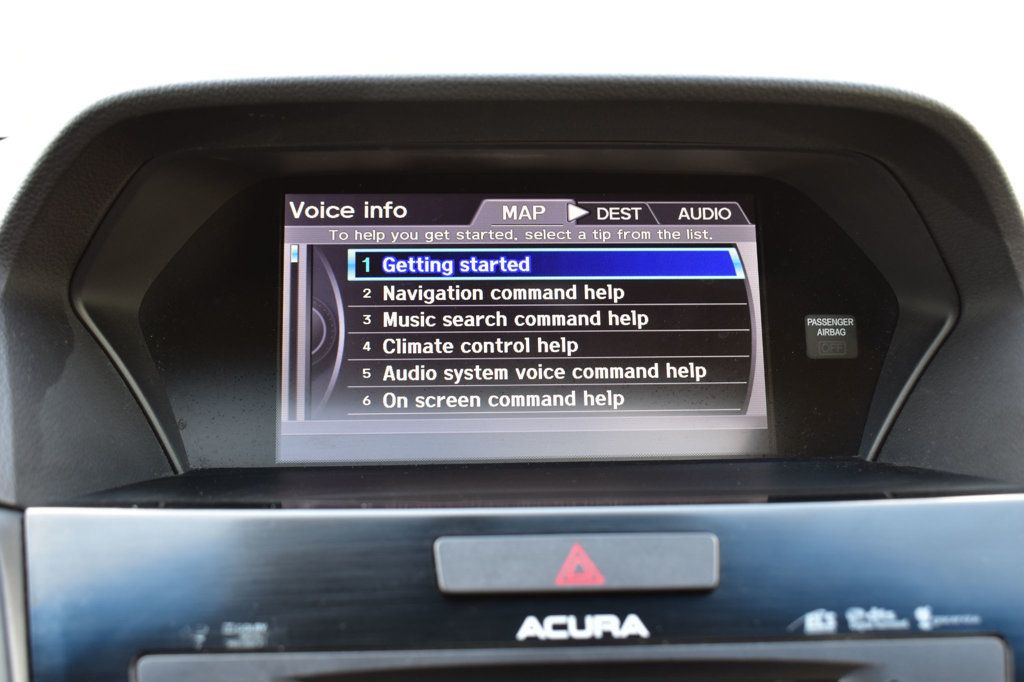 2014 Acura ILX 4dr Sedan 2.0L Tech Pkg - 22999670 - 32