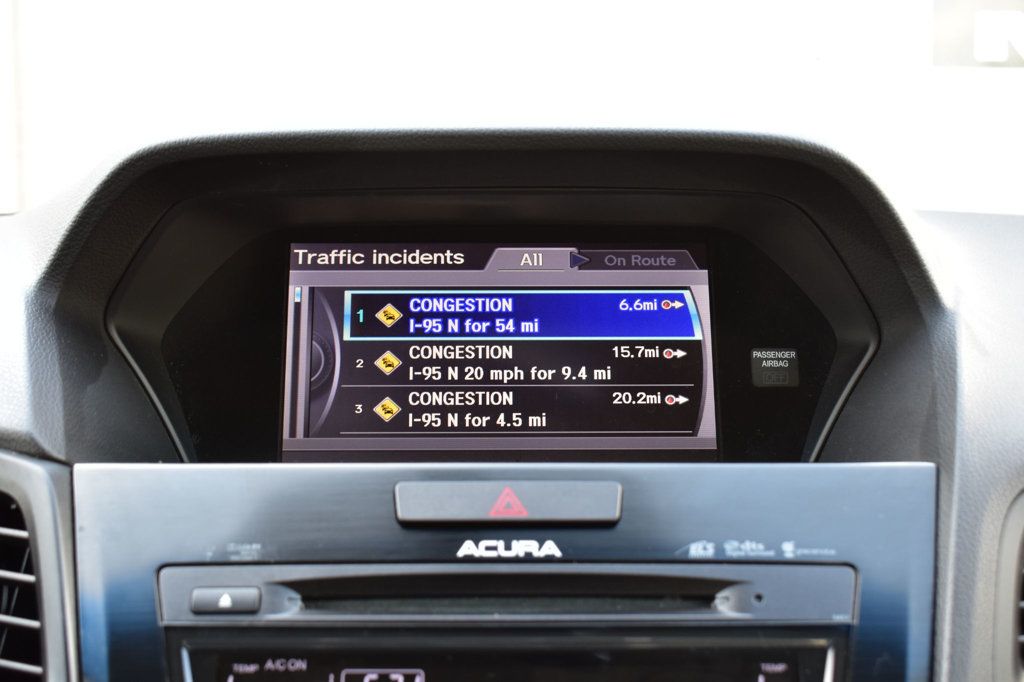 2014 Acura ILX 4dr Sedan 2.0L Tech Pkg - 22999670 - 35