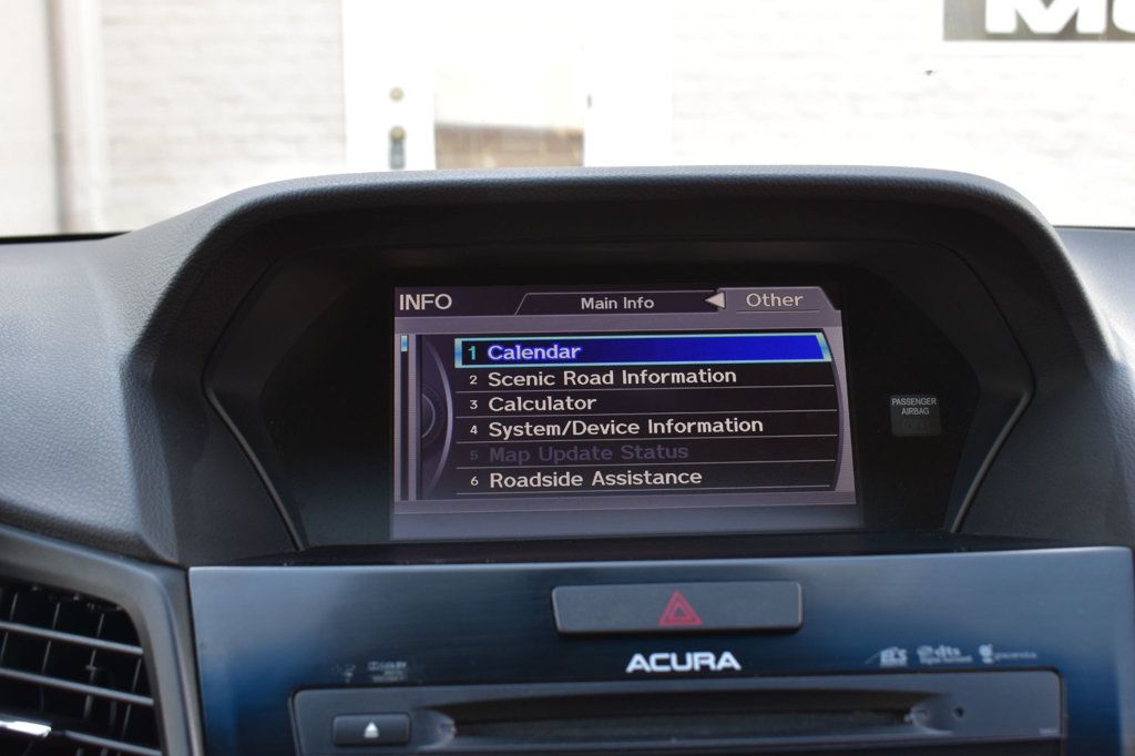 2014 Acura ILX 4dr Sedan 2.0L Tech Pkg - 22999670 - 36