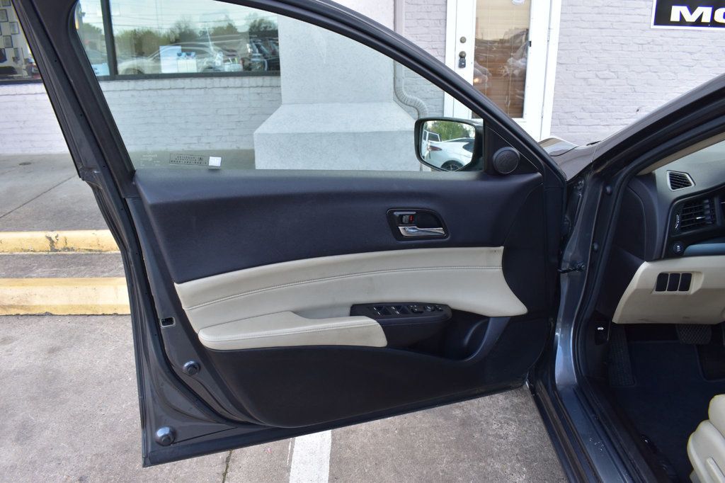 2014 Acura ILX 4dr Sedan 2.0L Tech Pkg - 22999670 - 40
