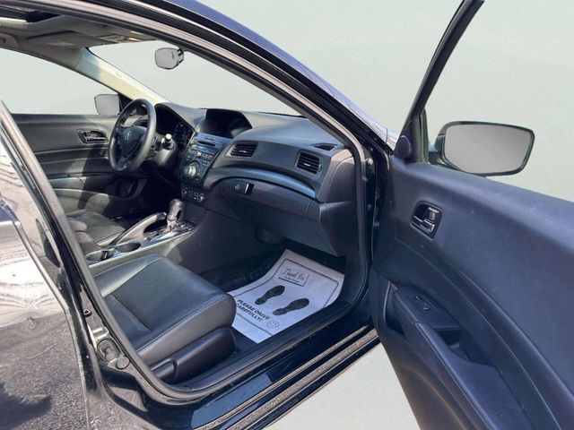 2014 Acura ILX 4dr Sedan 2.0L Tech Pkg - 22982291 - 18