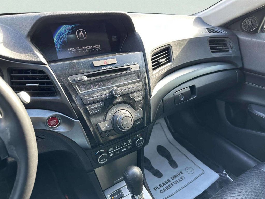 2014 Acura ILX 4dr Sedan 2.0L Tech Pkg - 22982291 - 28