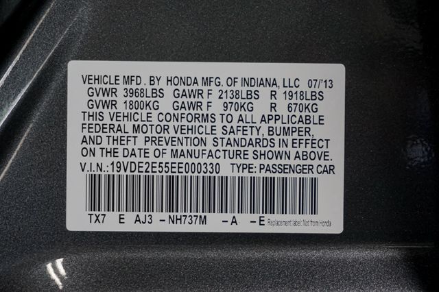2014 Acura ILX *ILX Premium Package* *6-Speed Manual* - 23014182 - 19