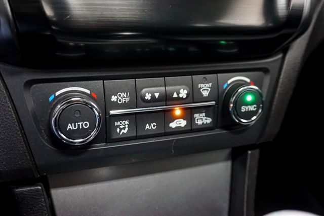 2014 Acura ILX *ILX Premium Package* *6-Speed Manual* - 23014182 - 23