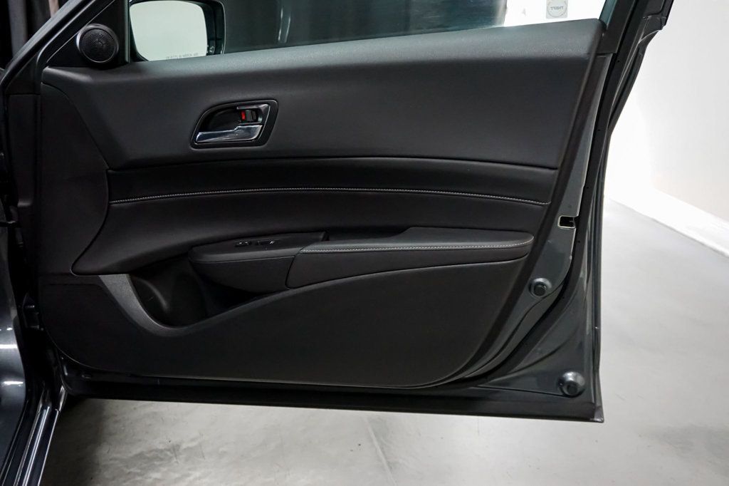 2014 Acura ILX *ILX Premium Package* *6-Speed Manual* - 23014182 - 35