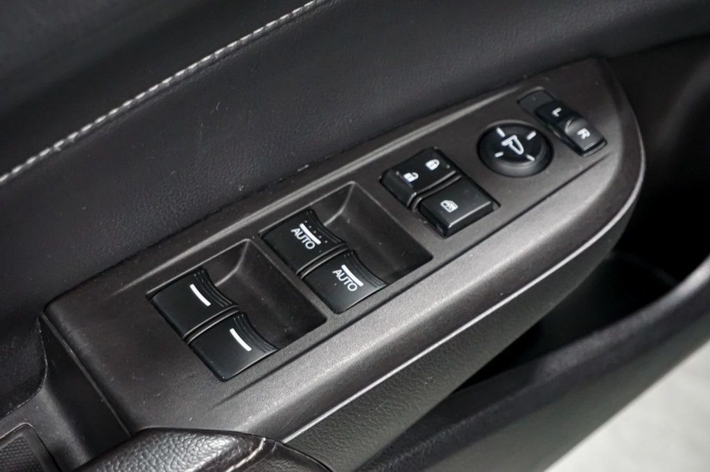 2014 Acura ILX *ILX Premium Package* *6-Speed Manual* - 23014182 - 53