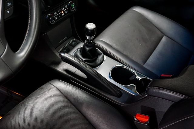 2014 Acura ILX *ILX Premium Package* *6-Speed Manual* - 23014182 - 60