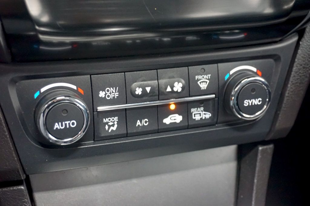 2014 Acura ILX *ILX Premium Package* *6-Speed Manual* *1-Owner* - 23000949 - 56