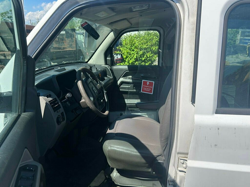 2014 AM General MV1 MOBILITY VENTURES MINIVAN WHEELCHAIR ACCESSIBLE - 22513188 - 8