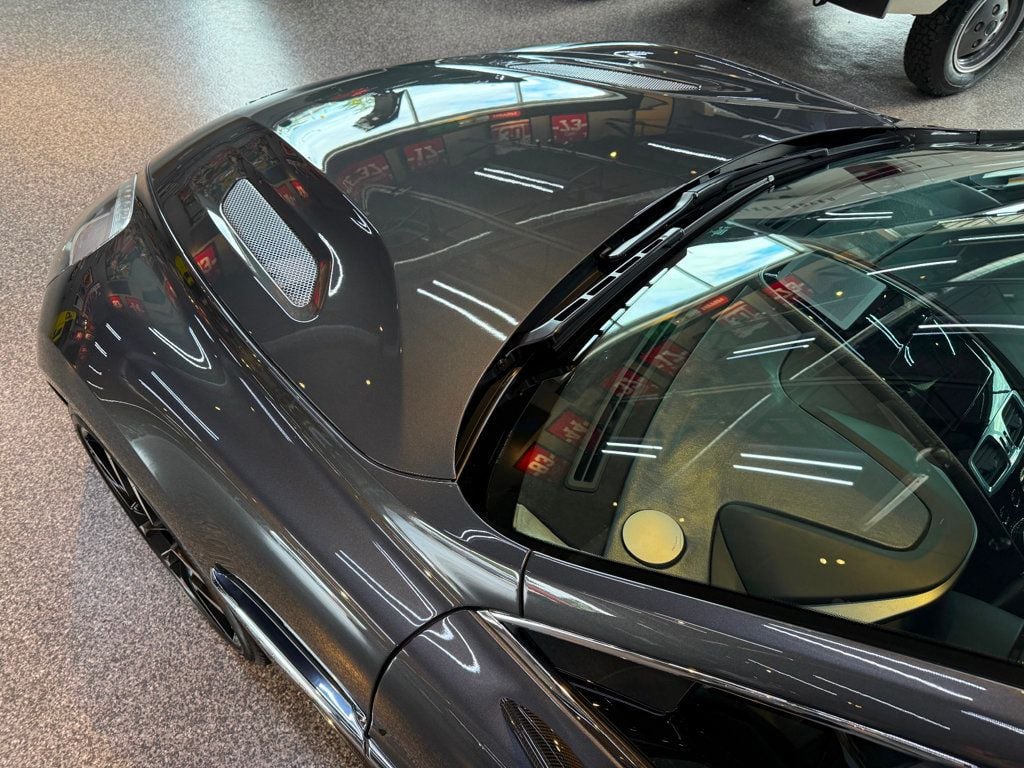 2014 Aston Martin Vanquish VH3 photo 22