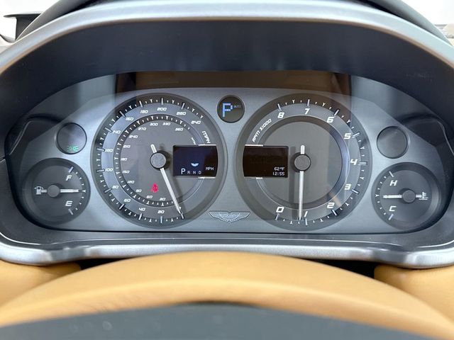 2014 Aston Martin Vanquish 2dr Volante - 22995957 - 37