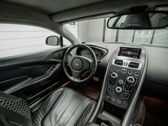 2014 Aston Martin Vanquish Super GT V12 Coupe - 22978701 - 24