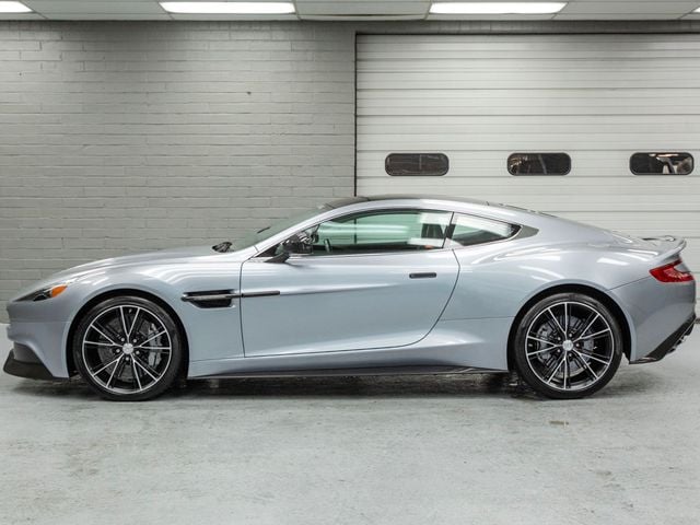 2014 Aston Martin Vanquish Super GT V12 Coupe - 22978701 - 3