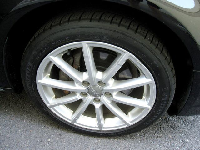 2014 Audi A4 4dr Sedan Automatic quattro 2.0T Premium Plus - 22898344 - 30