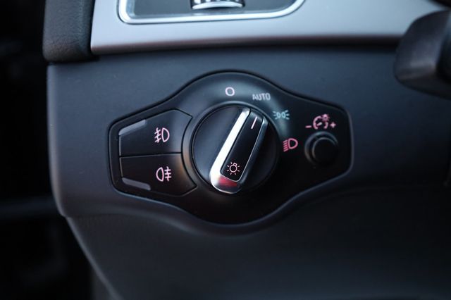 2014 Audi A4 4dr Sedan CVT FrontTrak 2.0T Premium - 22939509 - 32