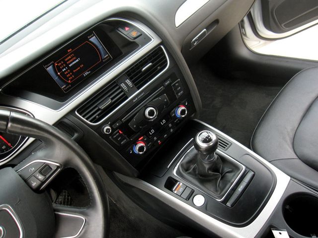 2014 Audi A4 4dr Sedan Manual quattro 2.0T Premium Plus - 23052363 - 20