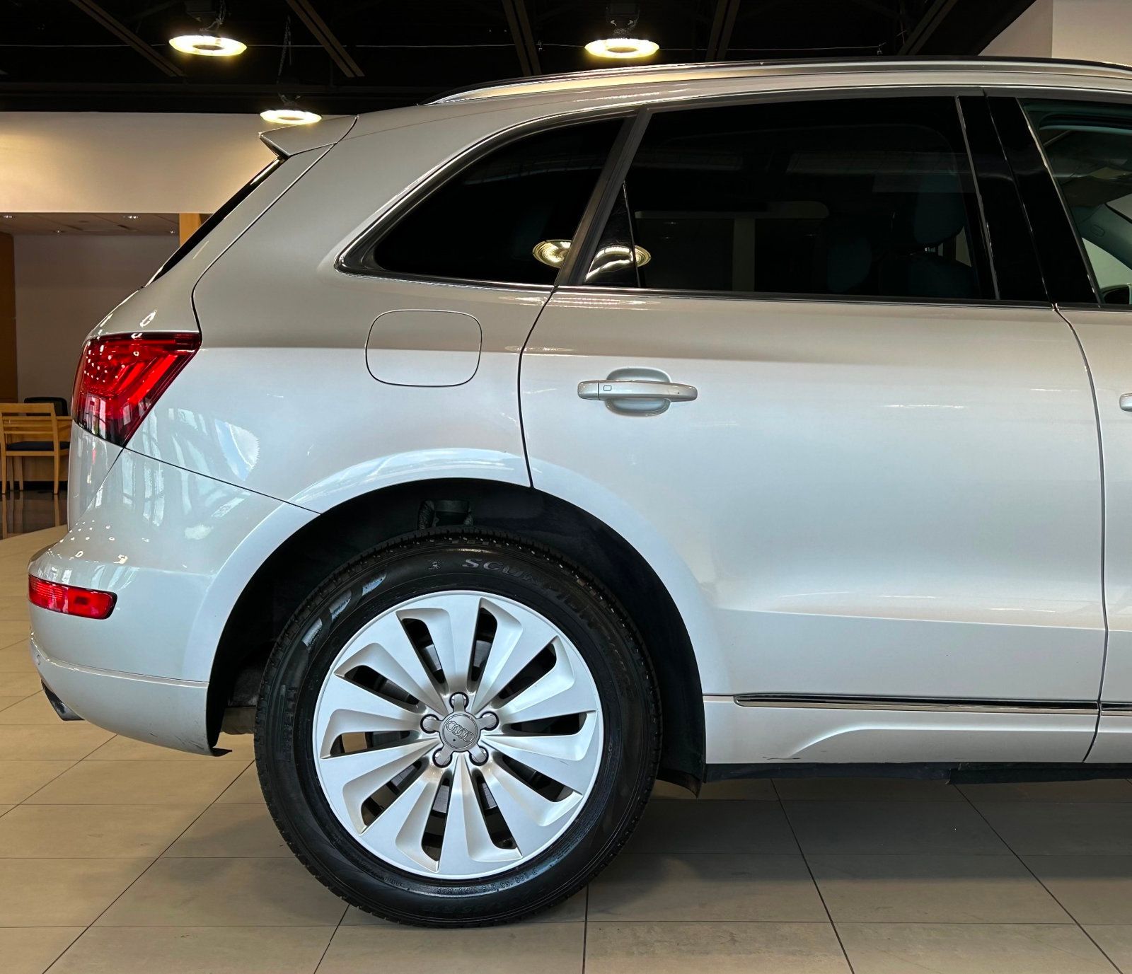 2014 Audi Q5 Premium 2.0T Prestige Hybrid photo 13
