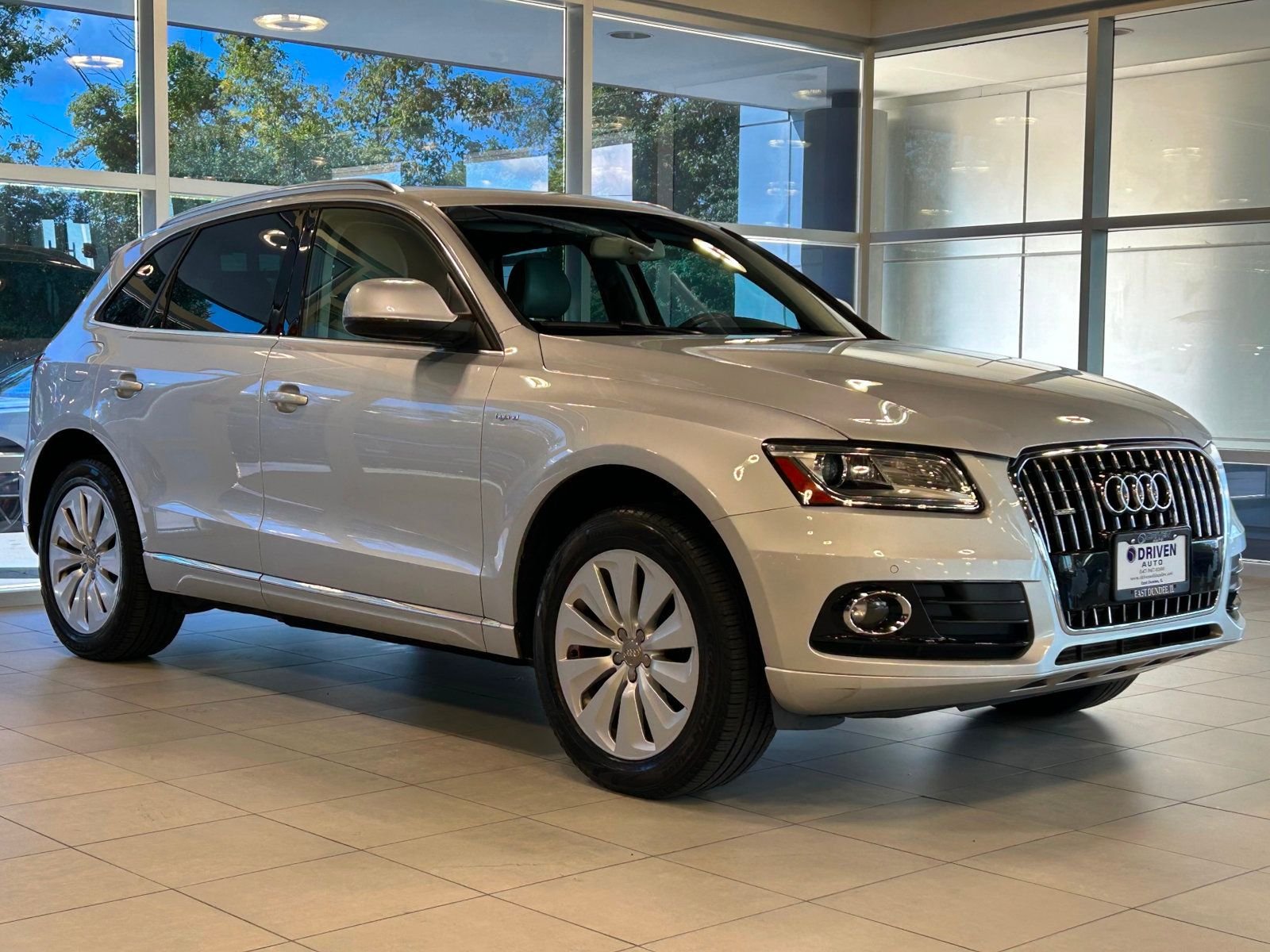 2014 Audi Q5 Premium 2.0T Prestige Hybrid photo 2
