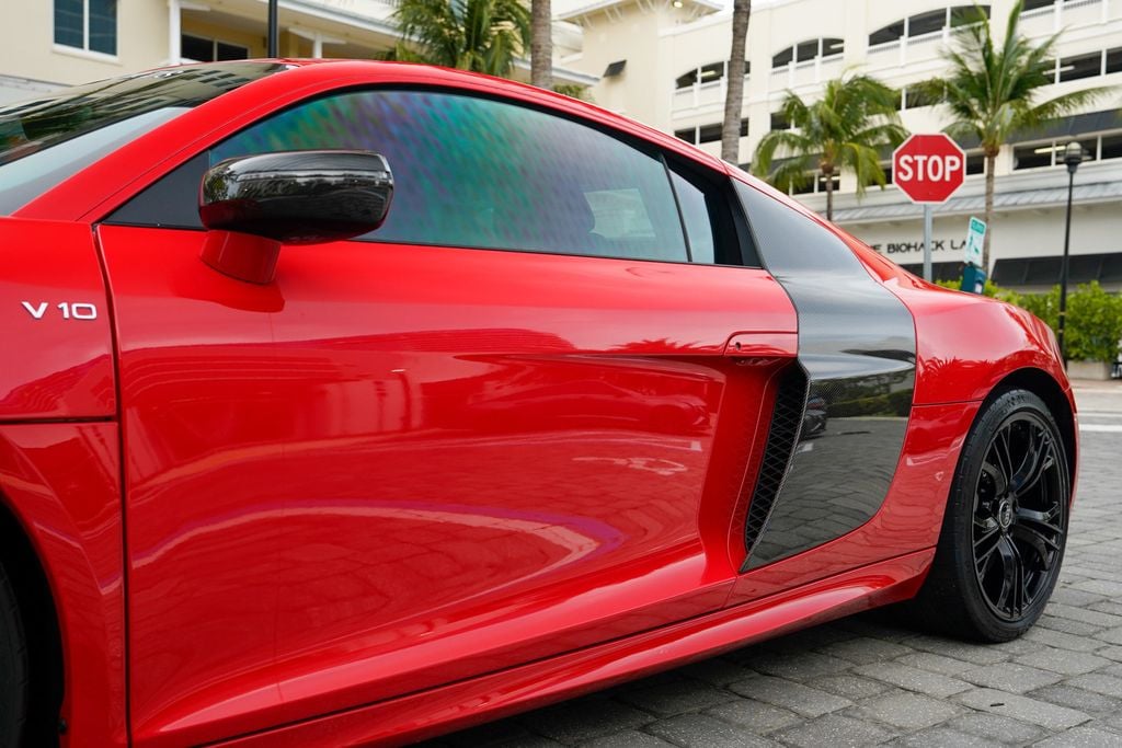 2014 Audi R8 2dr Coupe Automatic quattro V10 plus - 23019331 - 10