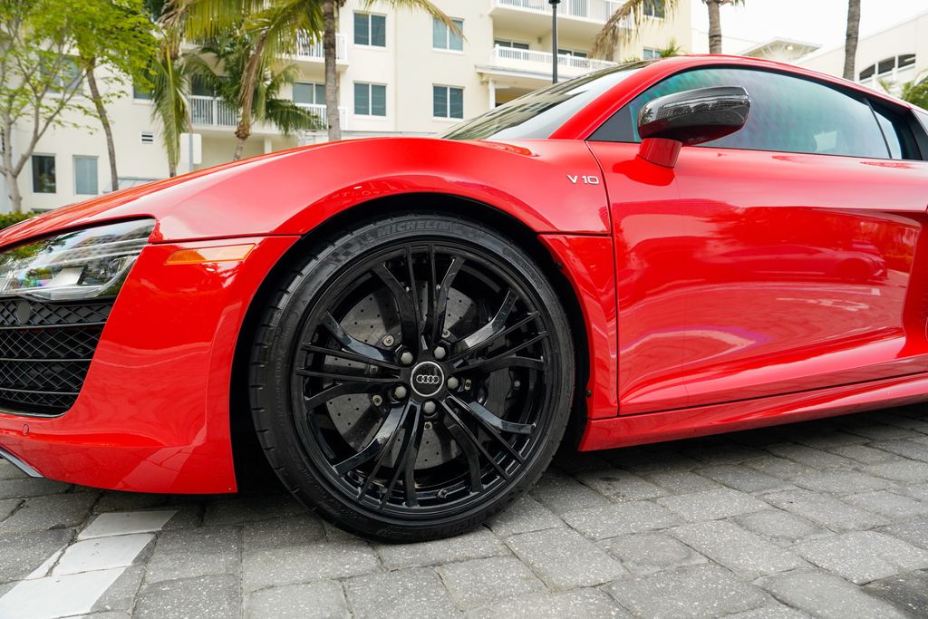 2014 Audi R8 2dr Coupe Automatic quattro V10 plus - 23019331 - 11