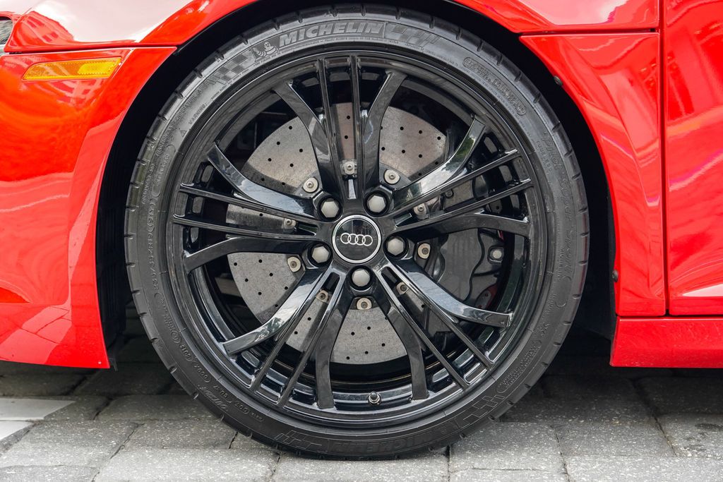 2014 Audi R8 2dr Coupe Automatic quattro V10 plus - 23019331 - 13