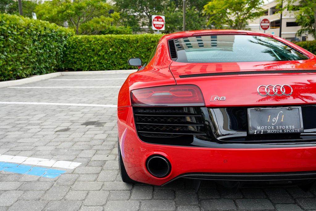 2014 Audi R8 2dr Coupe Automatic quattro V10 plus - 23019331 - 23