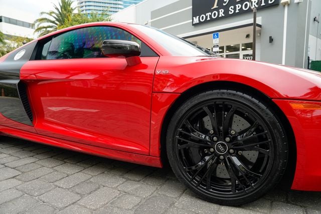 2014 Audi R8 2dr Coupe Automatic quattro V10 plus - 23019331 - 35