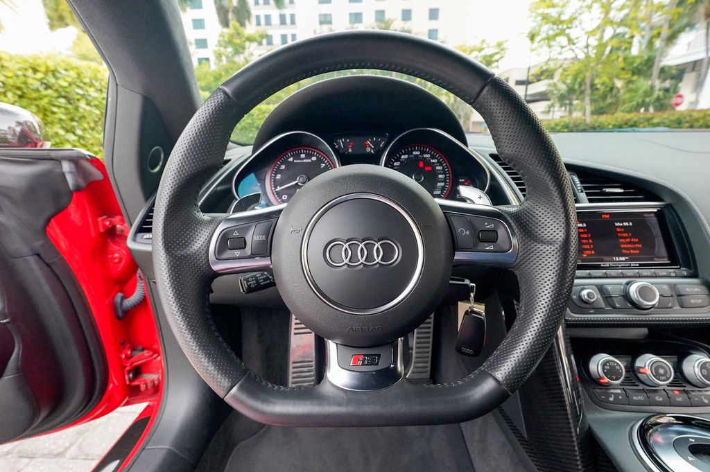 2014 Audi R8 2dr Coupe Automatic quattro V10 plus - 23019331 - 63