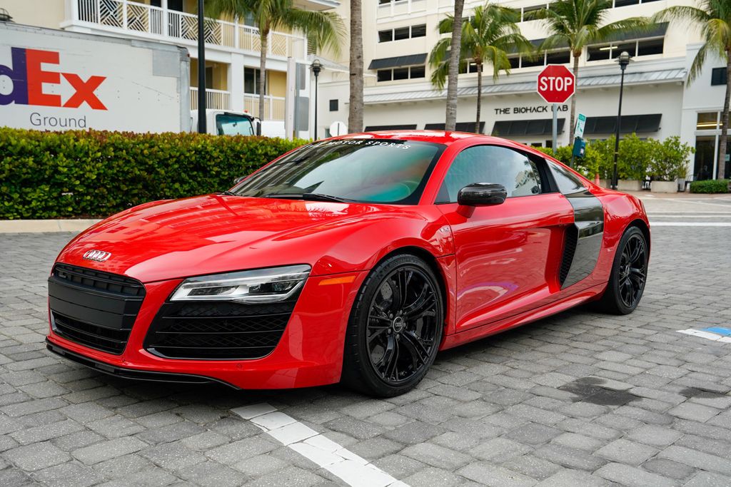 2014 Audi R8 2dr Coupe Automatic quattro V10 plus - 23019331 - 8